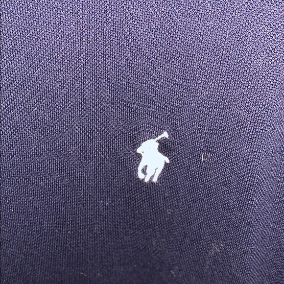 EUC Polo Golf size M long sleeved polo - Picture 2 of 5